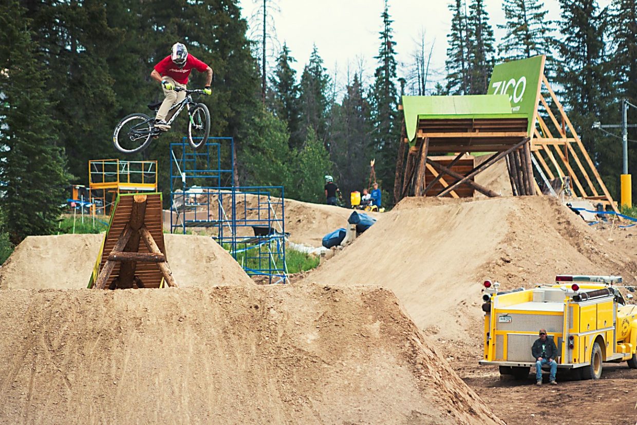 Out of Bounds with Reid Tulley: Colorado Freeride Festival | SkyHiNews.com