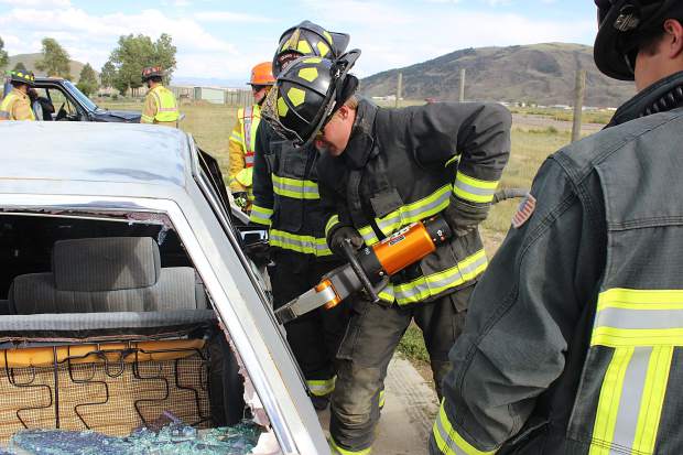 Fire crews brush up on extrication training | SkyHiNews.com
