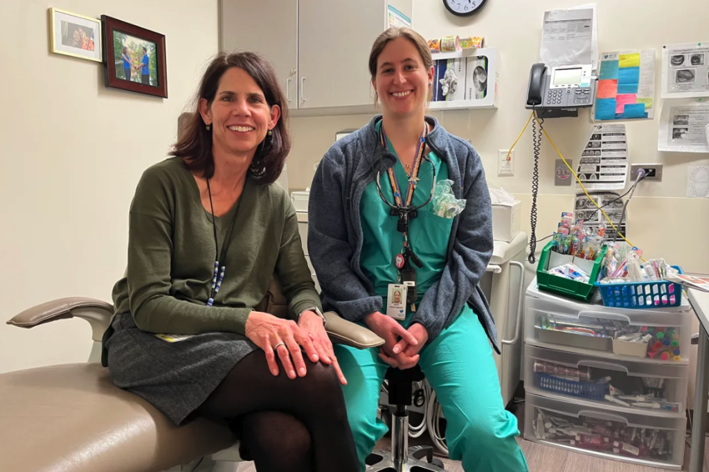 Doctors take on dental duties to reach low-income and uninsured patients - Vimarsana News