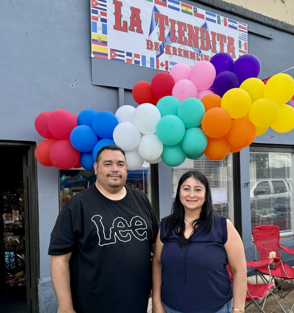 New Latino grocery store opens in Kremmling