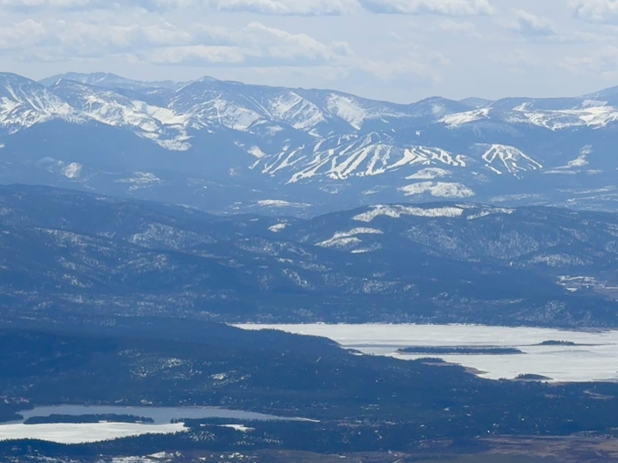 Mountain towns see record-breaking temperatures as snowpack takes a hit ...