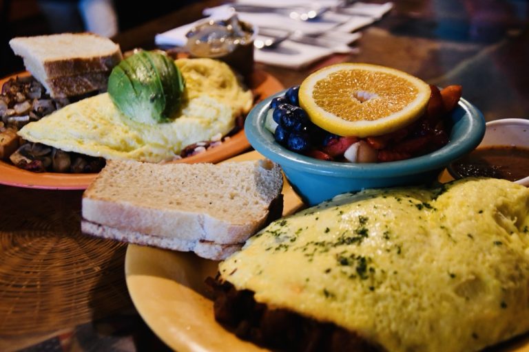 EAT This Week Squeeze In’s Throwdown Omelettes