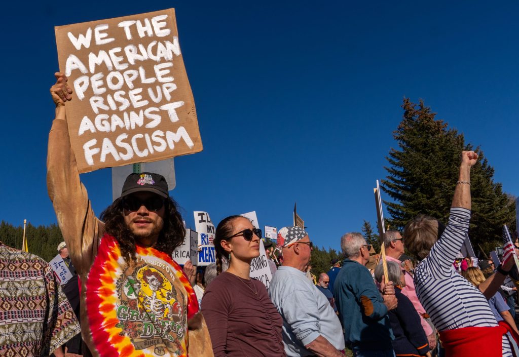 ICE enforcement protest reaches Truckee, Coffeebar joins national shutdown