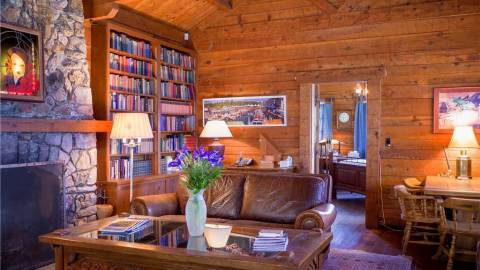 A property once owned by Howard Hughes recently sold for $17.5 million.