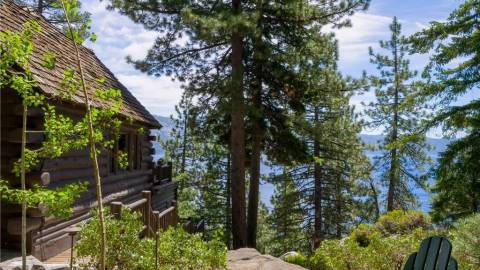 A property once owned by Howard Hughes recently sold for $17.5 million.