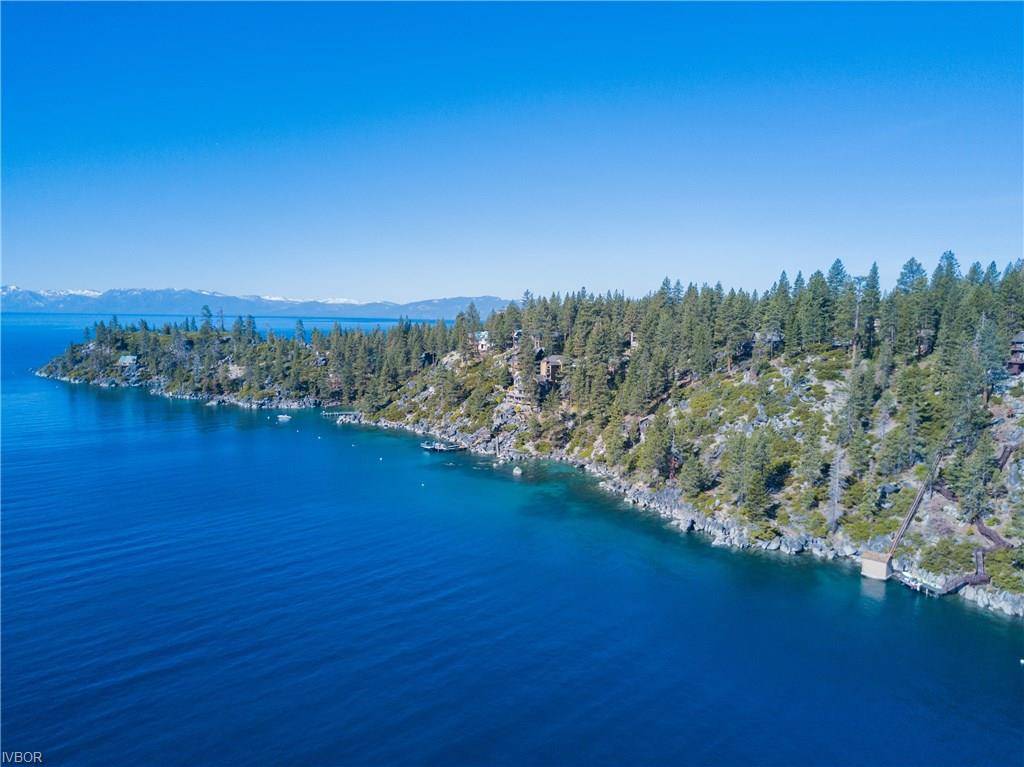A property once owned by Howard Hughes recently sold for $17.5 million.