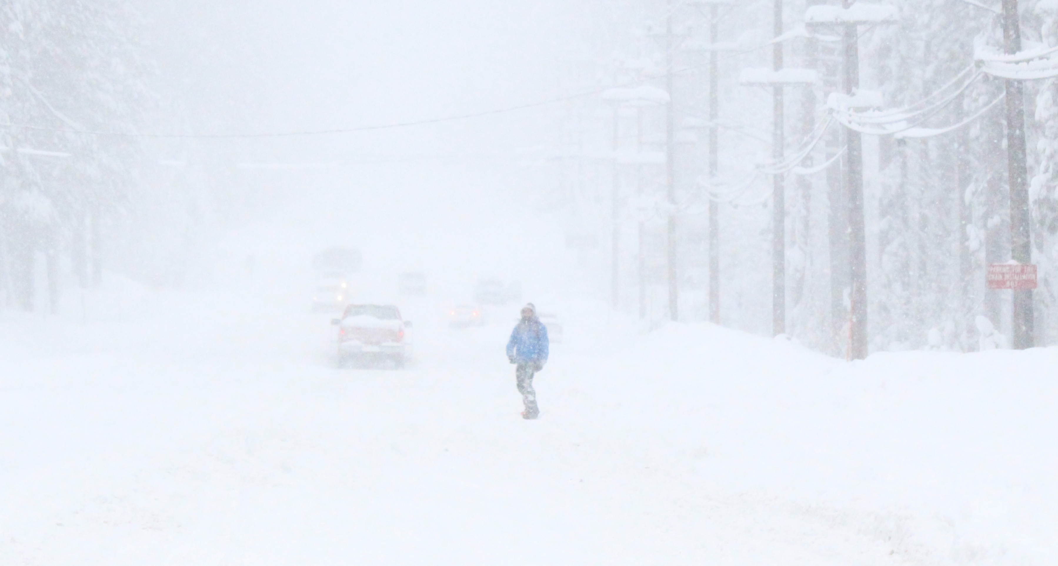 Winter storm warning in effect at Lake Tahoe; 5 feet of snow possible ...