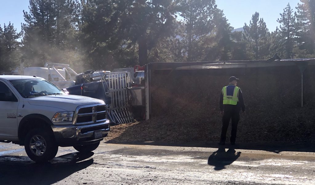 Traffic flowing on US 50 following semi truck crash | TahoeDailyTribune.com