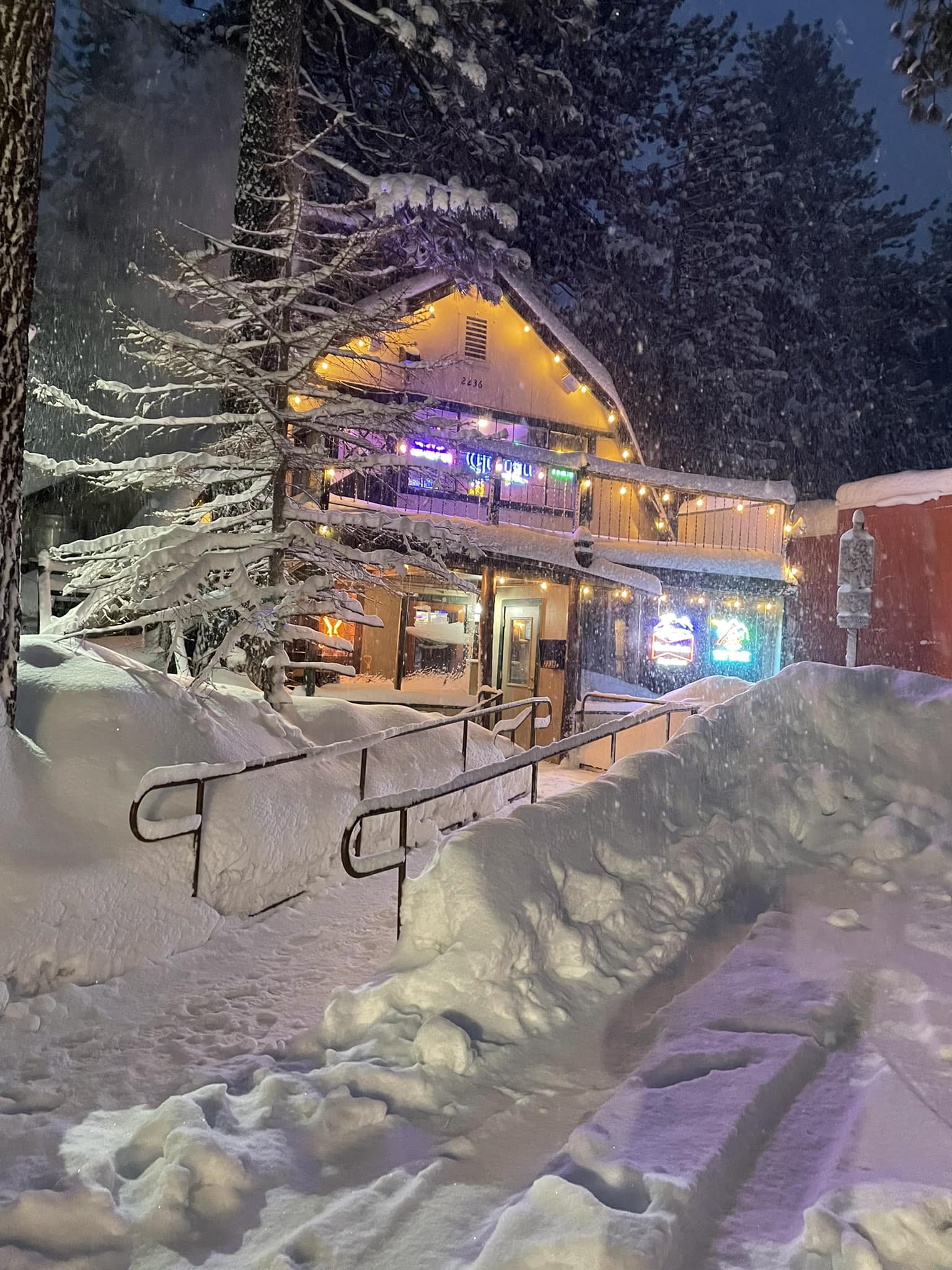 Steamers Bar & Grill revamped, reopens in South Lake Tahoe
