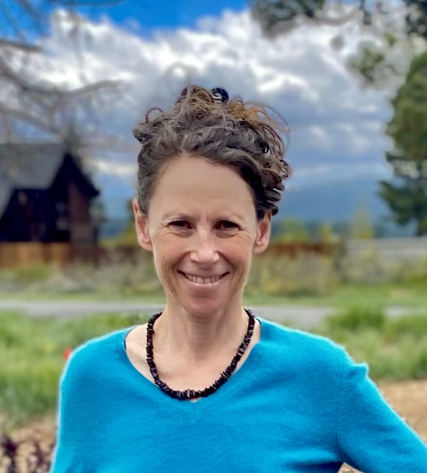 Dear Therapist How do I bridge political divides with family and