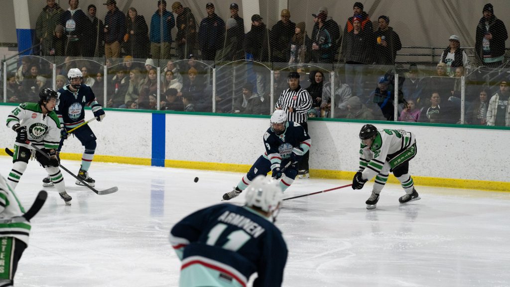 Lake Tahoe Lakers come home, 'must win' six games left - Vimarsana News