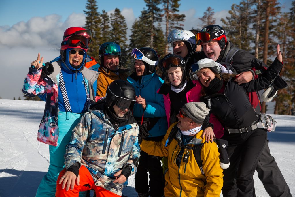 Singles converge in Lake Tahoe over ski turns and social events - Vimarsana News