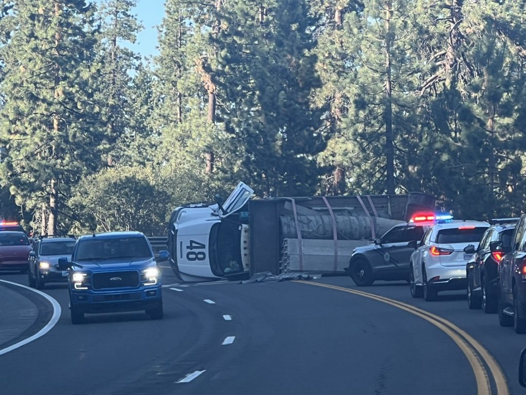 Overturned semi causes traffic delays on 50 | TahoeDailyTribune.com