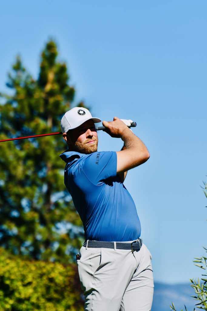 Reigning champ, Pavelski finishes first day at ACC in the lead